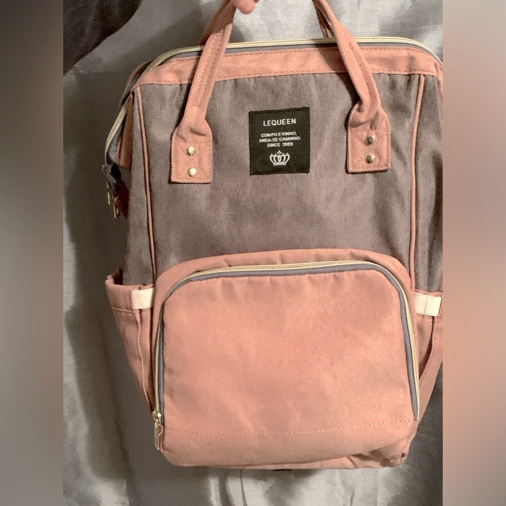 Great bag with beautiful details